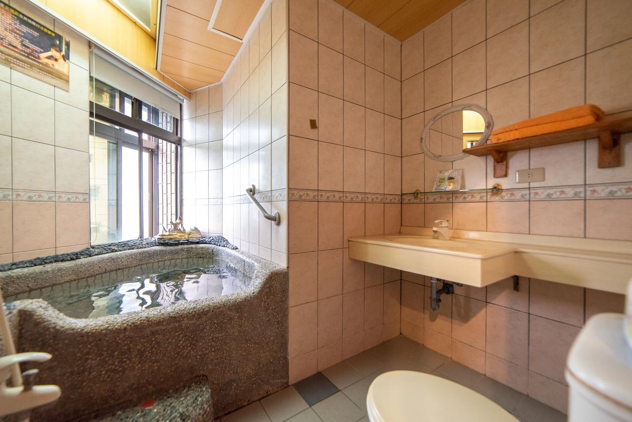 Shankou Hotspring Hotel Jiaoxi Exteriör bild