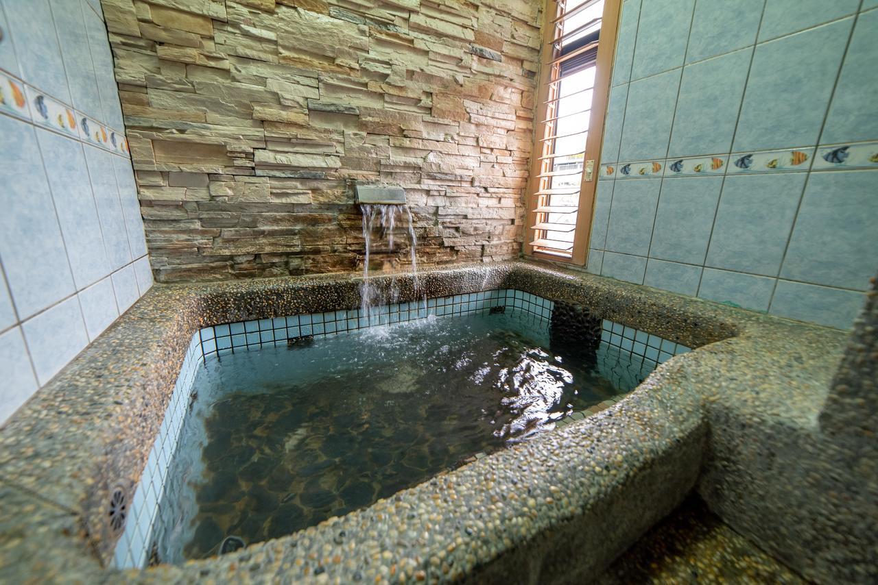 Shankou Hotspring Hotel Jiaoxi Exteriör bild